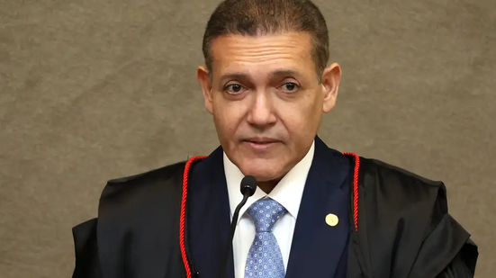 Kassio atende Flávio e suspende circulação de jornal de sindicato