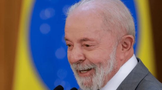 Imagem Virada de Lula leva único eleito 4 vezes e 1º operário na Presidência a outro feito histórico