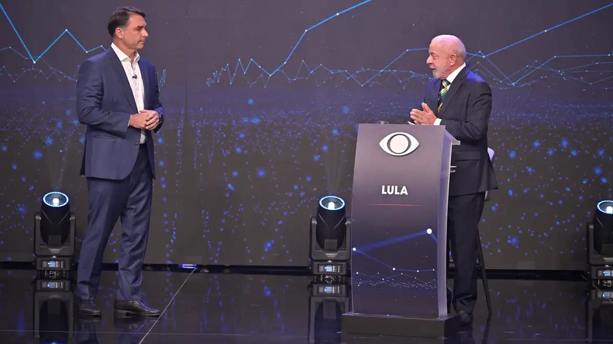 Mendonça diz que Flávio e Lula podem divulgar sigilos