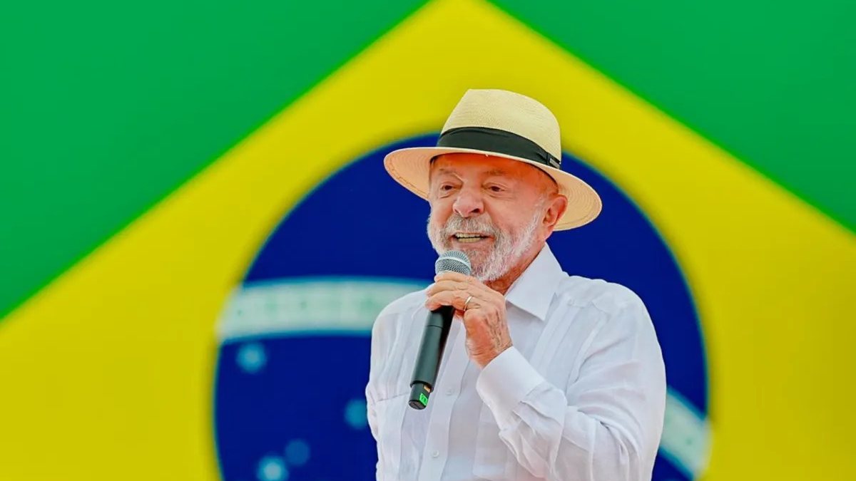 Lula é reeleito presidente da República