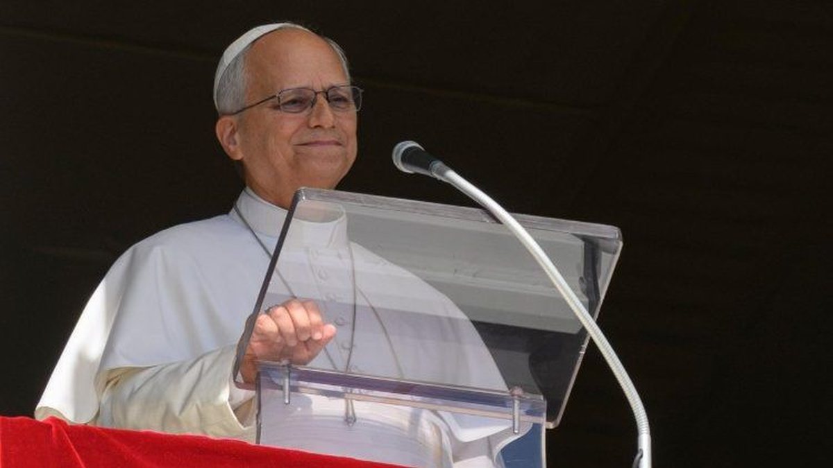Papa Leão 14 anuncia cirurgia para retirar nódulo do pulmão nos próximos dias