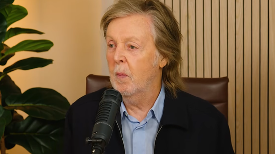 Paul McCartney se irrita com escalação de filme dos Beatles e cobra diretor