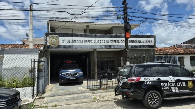 Guarda Civil de Maceió conduz suspeito de agredir ex-companheira à delegacia