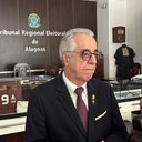Desembargador Alcides Gusmão afirmou que votação segue dentro do planejado e que não há expectativa de incidentes nos locais de votação - Bruno Protásio/TV Pajuçara