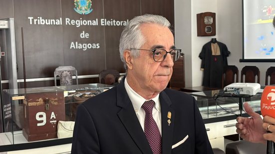 Desembargador Alcides Gusmão afirmou que votação segue dentro do planejado e que não há expectativa de incidentes nos locais de votação - Bruno Protásio/TV Pajuçara
