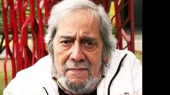 Morre Solano Ribeiro, crítico e produtor musical, aos 87 anos