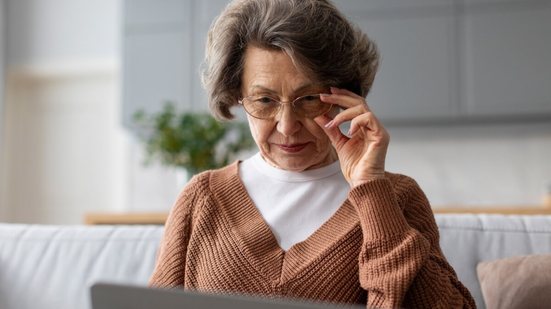 Cuidar da saúde dos olhos deve ser um compromisso ao longo de toda vida (Imagem: fast-stock | Shutterstock)