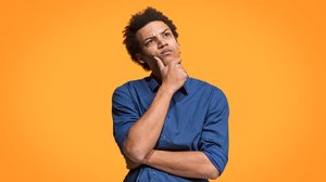 Na Língua Portuguesa, há palavras com a grafia parecida, mas com significados diferente (Imagem: Master1305 | Shutterstock)