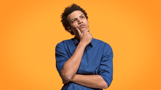 Na Língua Portuguesa, há palavras com a grafia parecida, mas com significado diferente (Imagem: Master1305 | Shutterstock)