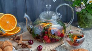 Chá de frutas e especiarias (Imagem: Maryko_ff | Shutterstock)