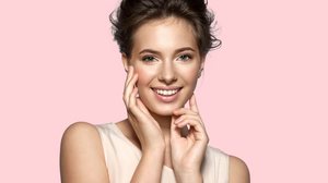 Tons de nude ganham espaço no outono e mostram que o menos também pode ser tudo (Imagem: popcorner | Shutterstock)