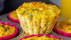 Muffin de quinoa com cenoura e alho-poró na air fryer (Imagem: Happy Foods Tube | Shutterstock)