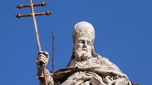 São Silvestre é celebrado no dia 31 de dezembro (Imagem: Zvonimir Atletic | Shutterstock)