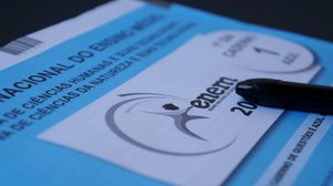 Todo o processo de elaboração e correção da prova do Enem é muito sigiloso e rigoroso (Imagem: Brenda Rocha - Blossom | Shutterstock)