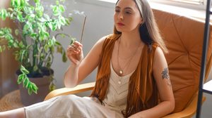 Há maneiras de deixar as energias de agosto mais positivas (Imagem: Pixel-Shot | Shutterstock)