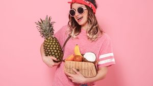 Alimentação equilibrada garante energia durante todo o Carnaval (Imagem: PV productions | Shutterstock)