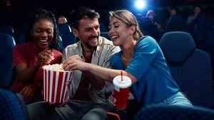 Seja para rir, se emocionar ou refletir, as novidades oferecem opções para todos os gostos (Imagem: Drazen Zigic | Shutterstock)