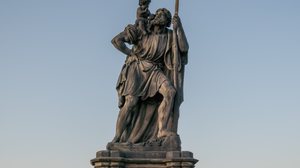 São Cristóvão é o santo padroeiro dos motoristas (Imagem: Diego Grandi | Shutterstock)