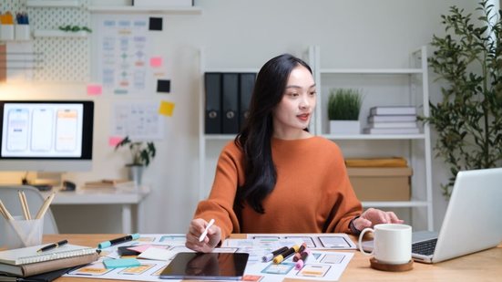 Tecnologia e criatividade impulsionam mudanças no mercado criativo (Imagem: Images Products | Shutterstock)