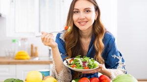 Uma alimentação balanceada favorece a fertilidade (Imagem: Caftor | Shutterstock)