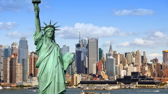 Com jogos acontecendo em diferentes cidades da América do Norte em 2026, vale a pena conhecer atrações turísticas e culturais (Imagem: shutterupeire | Shutterstock)