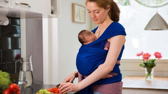 A adoção de uma alimentação adequada tem impacto direto na saúde materna e na qualidade do leite produzido (Imagem: Aleksandra Suzi | Shutterstock)