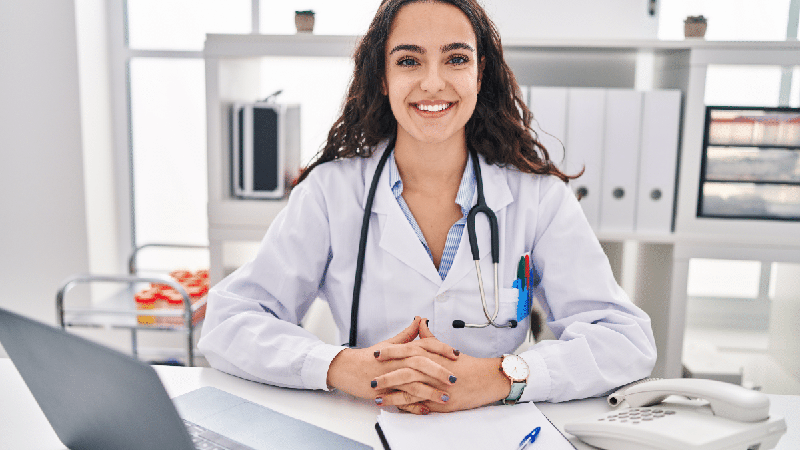 5 dicas para médicos gerirem melhor a carreira em 2027