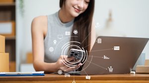 As redes sociais deixaram de ser vitrine e se tornaram parte essencial da estratégia de crescimento dos negócios (Imagem: THICHA SATAPITANON | Shutterstock)