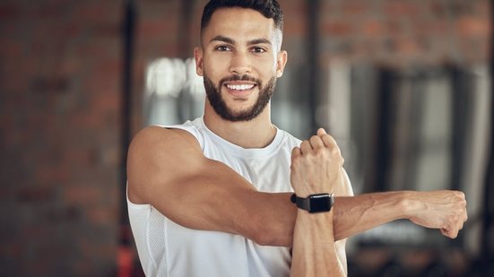 Os hábitos diários também estão relacionados à saúde articular (Imagem: PeopleImages.com - Yuri A | Shutterstock)