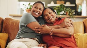 Os hormônios da felicidade são essenciais para manter o bem-estar físico e mental (Imagem: PeopleImages.com - Yuri A | Shutterstock)