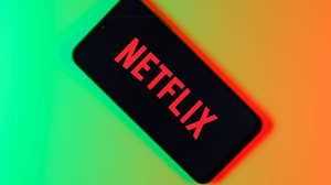 A semana chega com estreias cheias de diversão e emoção na Netflix (Imagem: JarTee | Shutterstock)