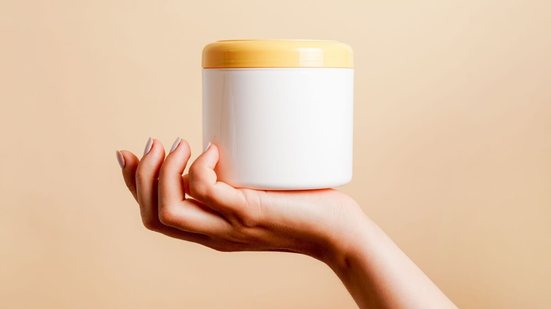 As recargas capilares se tornaram um dos tratamentos favoritos de quem busca performance e resultados rápidos (Imagem: nastya_ph | Shutterstock)