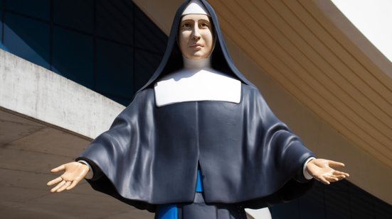 Santa Paulina dedicou sua vida aos necessitados e à educação (Imagem: M.Antonello Photography | Shutterstock)