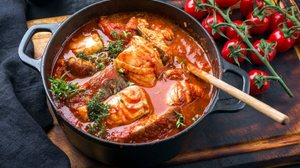 Moqueca de peixe (Imagem: hlphoto | Shutterstock)