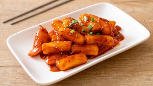 Tteokbokki (Imagem: gowithstock | Shutterstock)