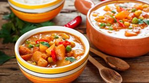 Curry de grão-de-bico com abóbora (Imagem: YuliiaHolovchenko | Shutterstock)