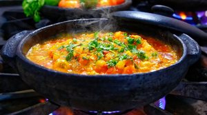 Moqueca de banana-da-terra (Imagem: Marcelo Moryan | Shutterstock)