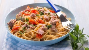 Espaguete com atum (Imagem: marco mayer | Shutterstock)