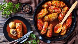 Charuto de repolho recheado com carne (Imagem: from my point of view | Shutterstock)