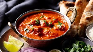 Chicken tikka masala (Imagem: Anna_Pustynnikova | Shutterstock)