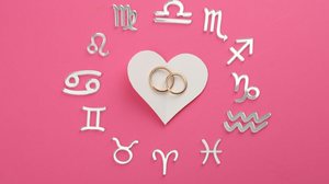 Alguns signos estarão inclinados a dar um passo a mais na relação amorosa (Imagem: New Africa | Shutterstock)