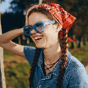 Penteados ganham destaque nas redes sociais como forma de renovar o look (Imagem: ShotPrime Studio | Shutterstock)
