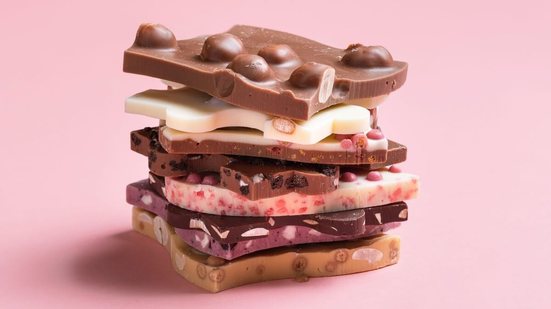 Cada tipo de chocolate contém propriedades únicas que são benéficas para o corpo (Imagem: YesPhotographers | Shutterstock)