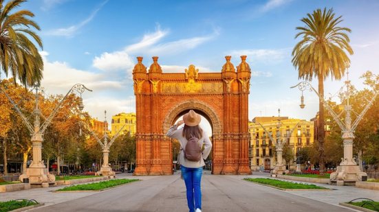 Atrações turísticas em todo o mundo se reinventam para oferecer experiências imersivas aos turistas (Imagem: Sven Hansche | Shutterstock)