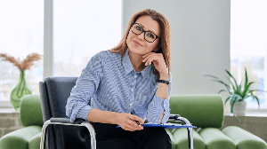 Cresce o número de psicólogos que investem no próprio consultório e descobrem novos caminhos profissionais (Imagem: VH-studio | Shutterstock)