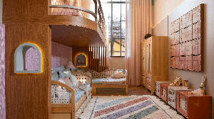 A decoração do quarto infantil pode acompanhar o desenvolvimento das crianças (Projeto: Marta Martins | Foto: Salvador Cordaro)