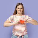 É importante se atentar à saúde do coração mesmo nas férias (Imagem: Khosro | Shutterstock)