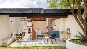 A cobertura garante proteção, bem-estar térmico, consumo energético e até identidade à construção (Projeto: BMA Studio | Imagem: Guilherme Pucci)