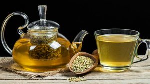 Chá de erva-doce (Imagem: Halil ibrahim mescioglu | Shutterstock)