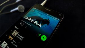 O Linkin Park voltou aos palcos em 2024 com uma nova formação (Imagem: Eria Arum | Shutterstock)